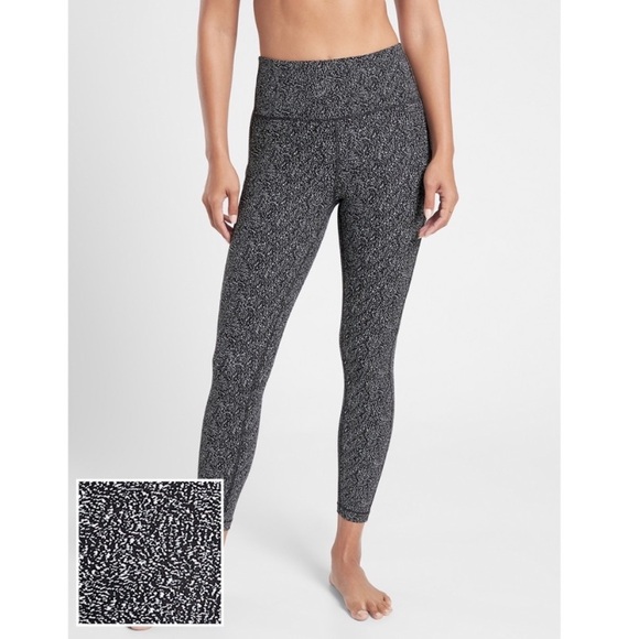Athleta 7/8 Length Black With Static Ultimate Stash Textured Tights Leggings - Picture 13 of 13